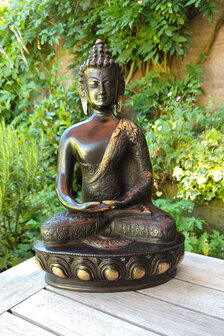 Boeddha 30 cm. meditatie